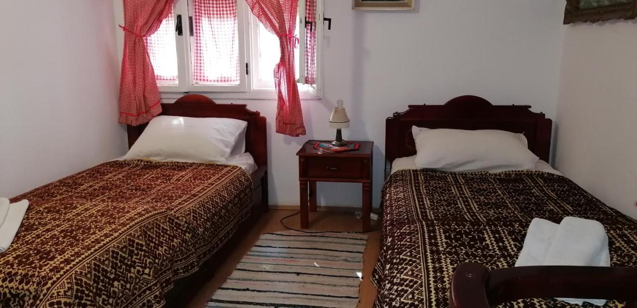 Etno Apartmani "Vlaska Kuca" Kladovo Exteriör bild
