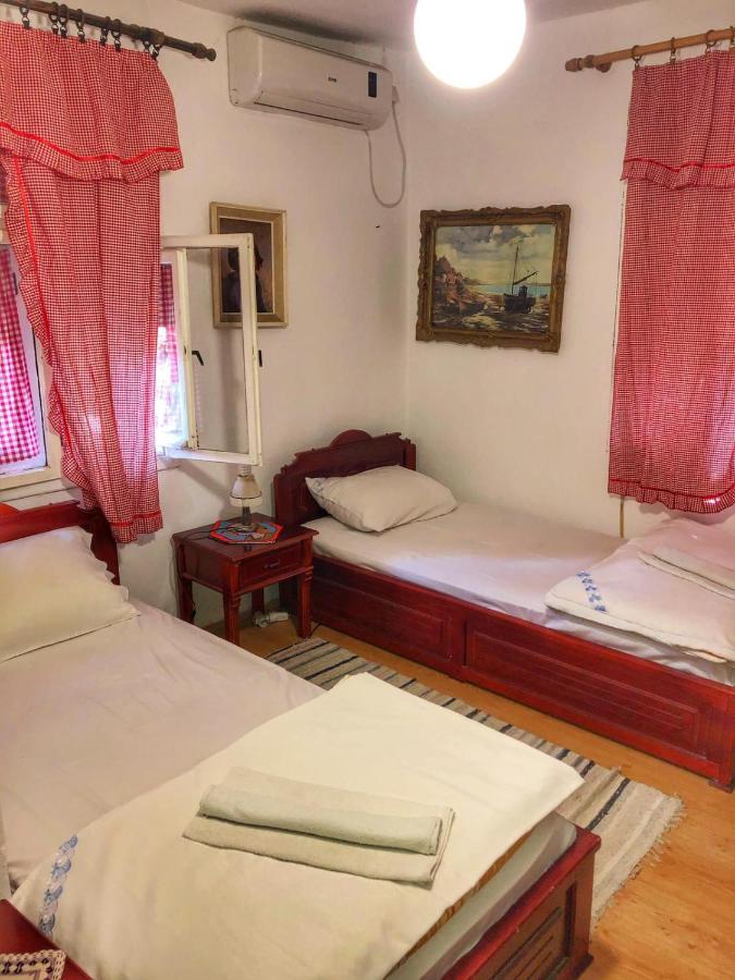 Etno Apartmani "Vlaska Kuca" Kladovo Exteriör bild