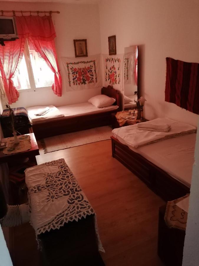 Etno Apartmani "Vlaska Kuca" Kladovo Exteriör bild