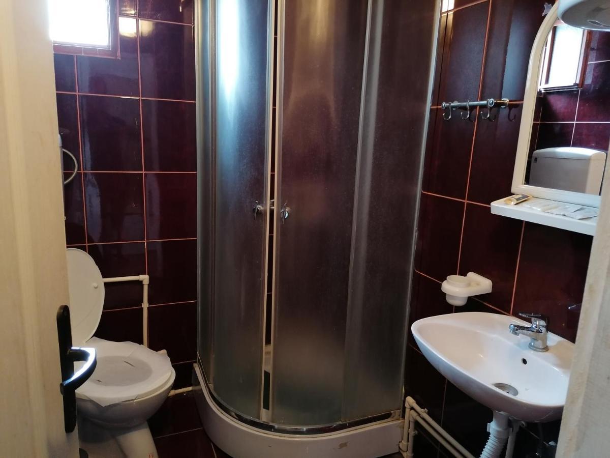 Etno Apartmani "Vlaska Kuca" Kladovo Exteriör bild